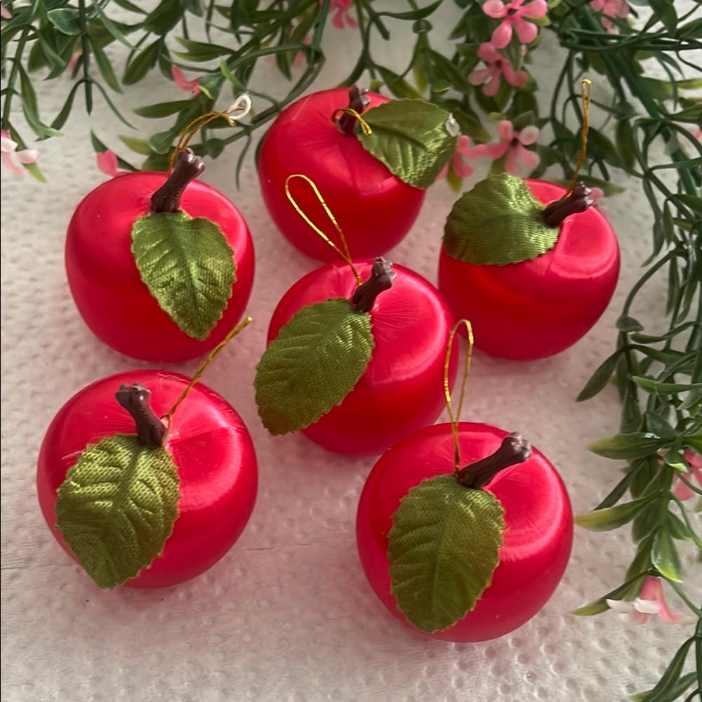 Red Apple Holiday Ornaments